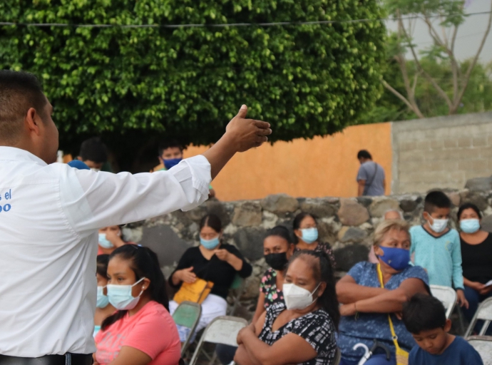 Sensibilidad y empatía ante necesidades del pueblo es lo que muestra Edwin Mora en Huaquechula 