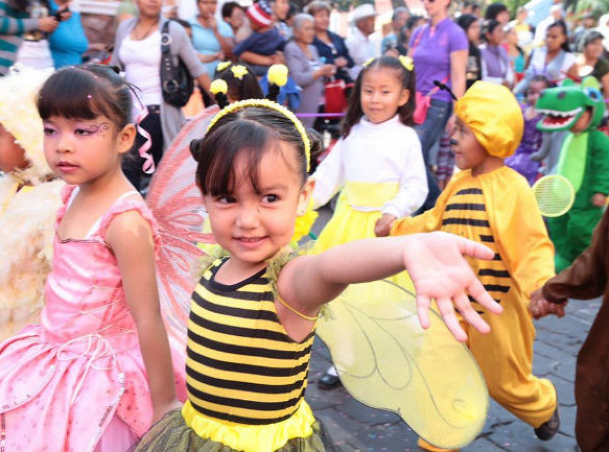 Todo listo para el desfile de la primavera en Atlixco 