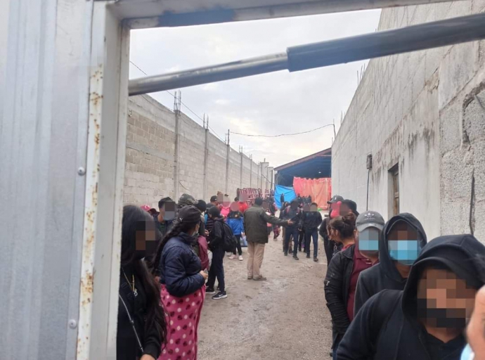 Rescata INM a 379 personas migrantes en Acajete