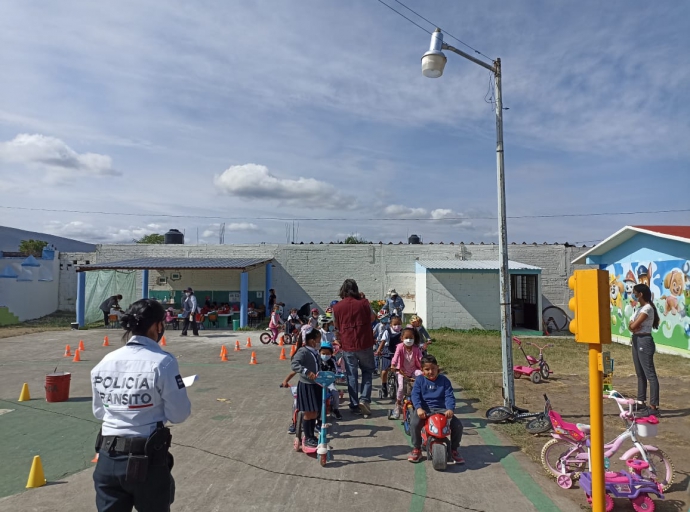 Educación vial se implementa en escuelas de Atlixco. 