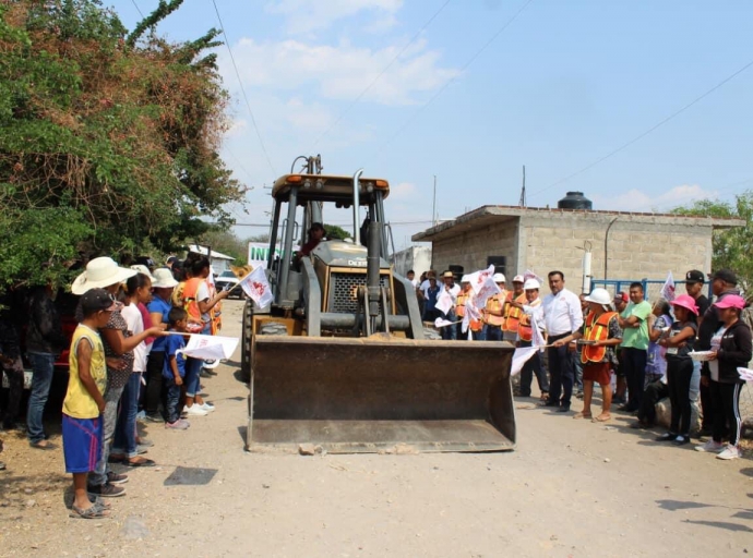 Se inicia obra en San Diego el Organal, favorecerá el transito con otros municipios.