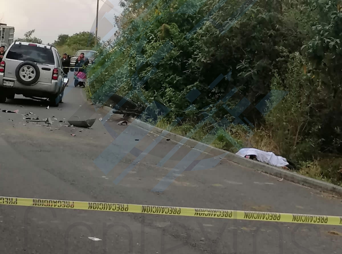  Masculino pierde la vida en aparatoso accidente en Carretera Atlixco-San Pedro Benito Juárez.
