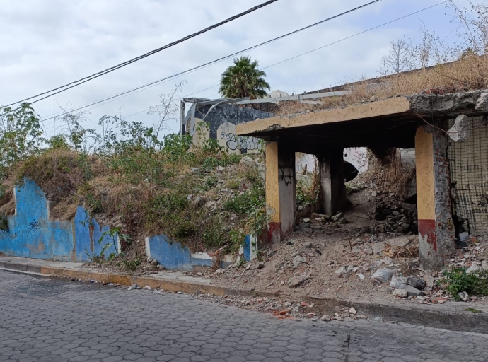 Personas en situación de calle provocan incendio en construcción histórica de Atlixco 