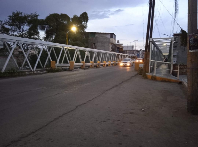 Enfermera es asaltada en calle de Izúcar 