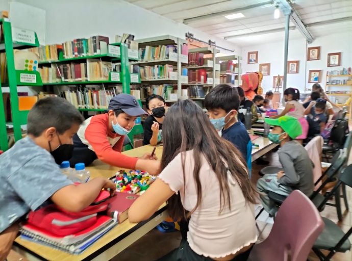 Con gran participación inicia curso de verano de la biblioteca municipal