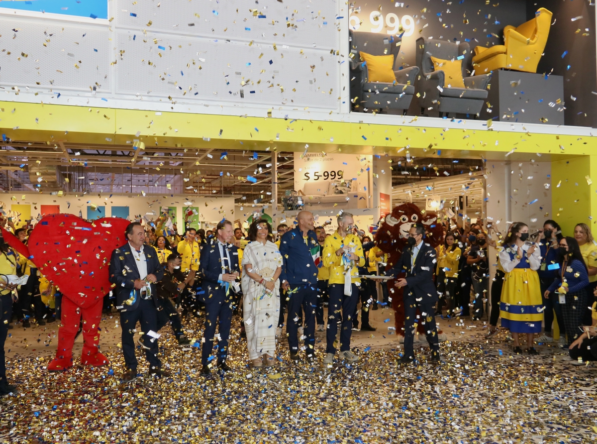 La nueva tienda IKEA generará 240 empleos, de los cuales el 95 por ciento son poblanos.