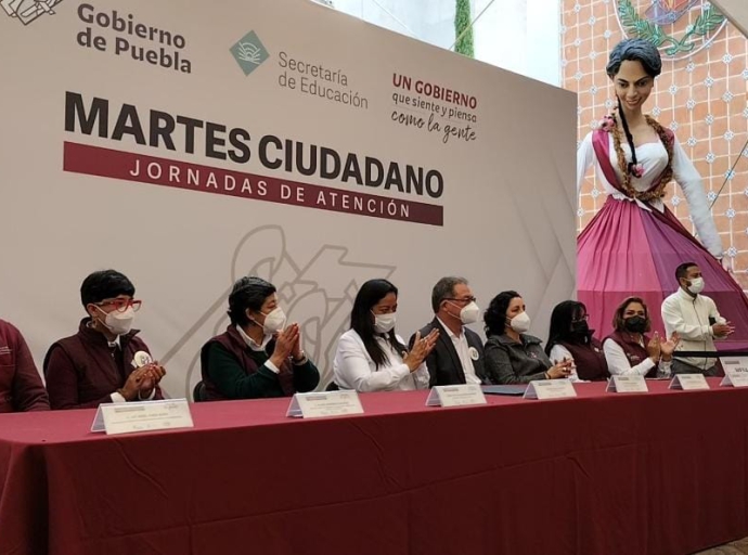 SEP atiende solicitudes de Atlixco y la región en el martes ciudadano