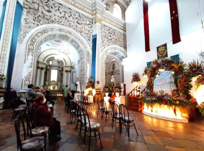 Con mariachis y misa celebran a la Divina Infantita en Atlixco