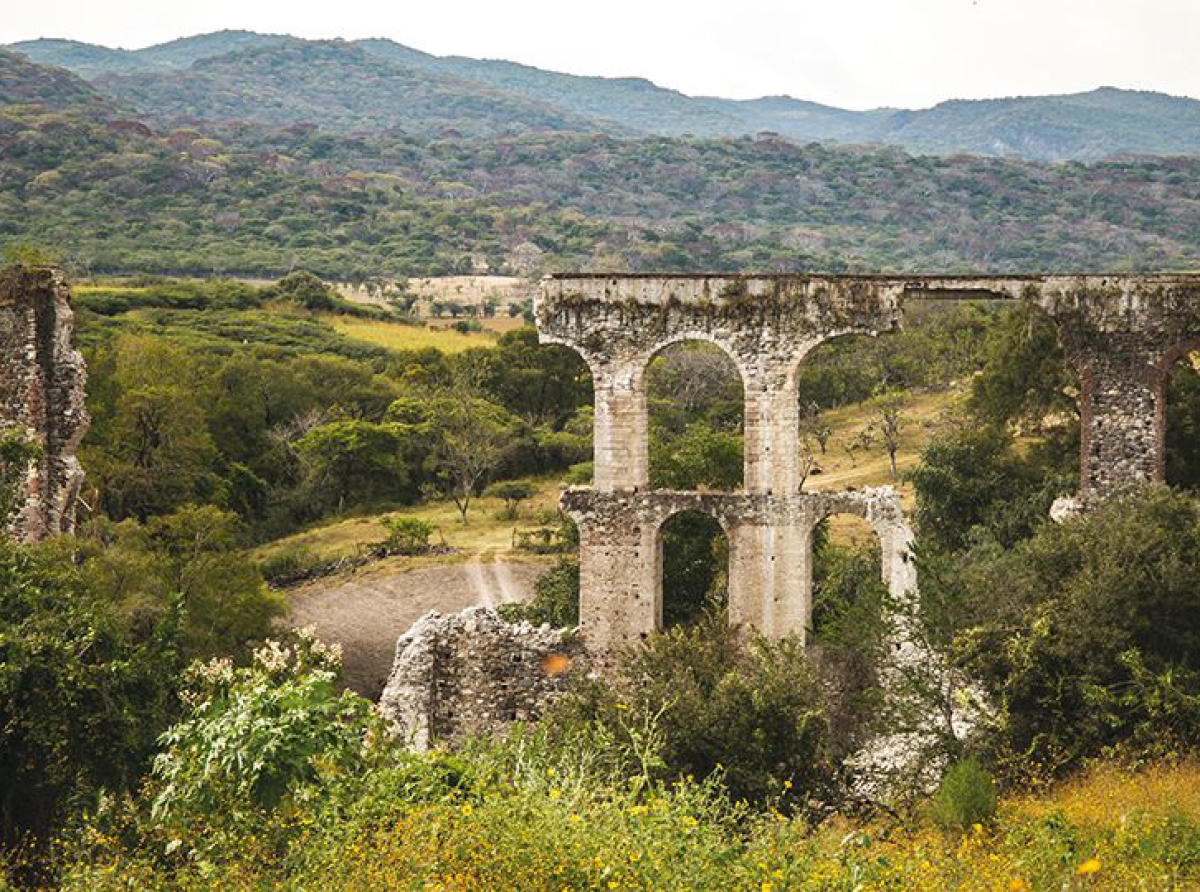 Reconstruyen importantes edificios de Huaquechula tras sismo