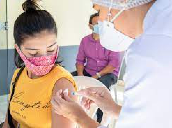 Farmacéuticas pretenden vacunación periódica en países como México