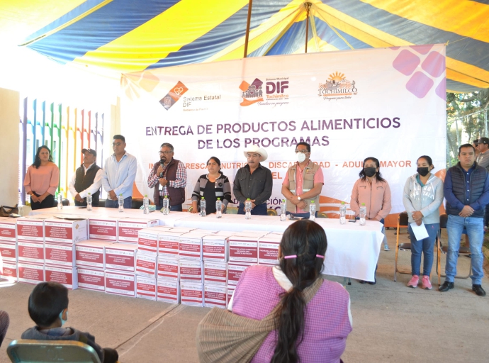 Entrega Tochimilco despensas para apoyo de las familias 