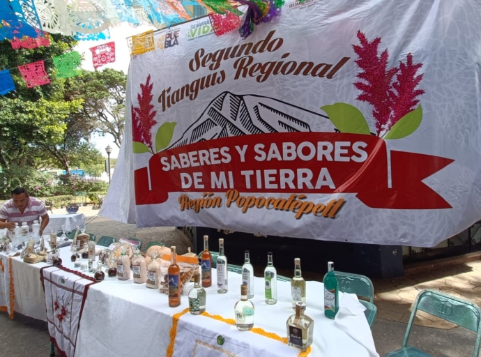 Inicia el Tianguis regional “Saberes y sabores de mi tierra” en Tochimilco 