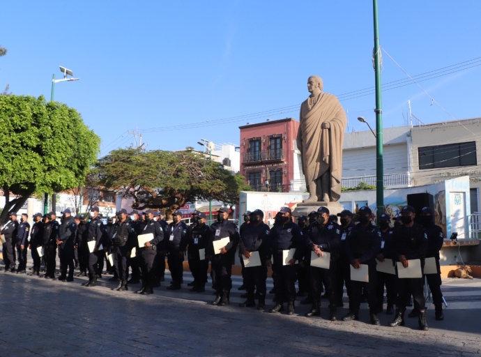 25 elementos más de Seguridad Pública de Izúcar obtienen el Certificado Único Policial