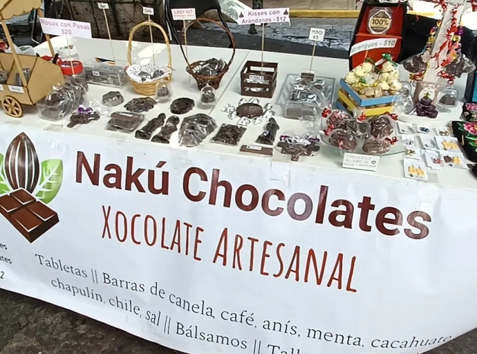 Artesanos ahora venden en el mercado La Soledad en Atlixco