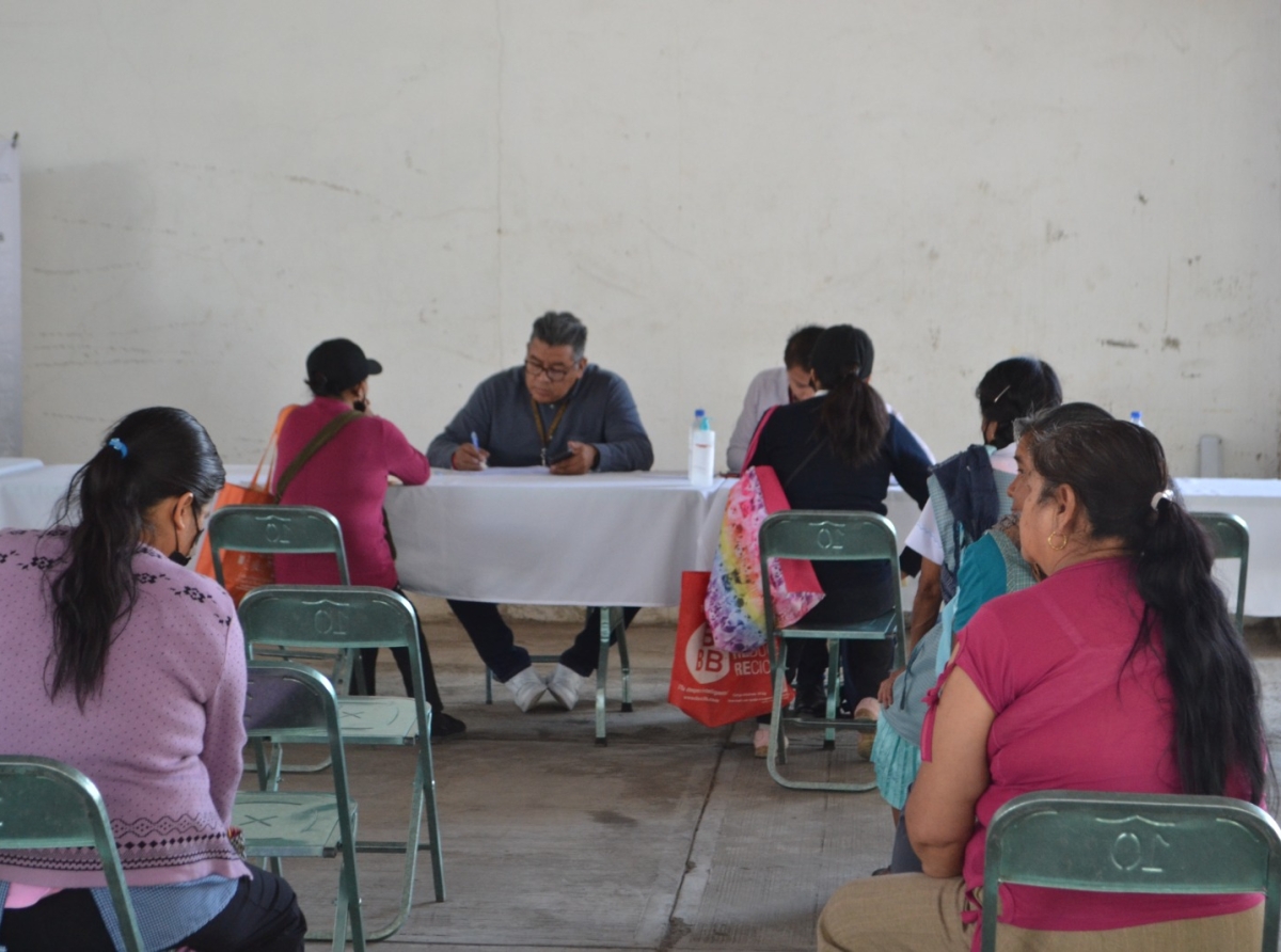En Tochimilco brindan información sobre migrantes y sus familias 