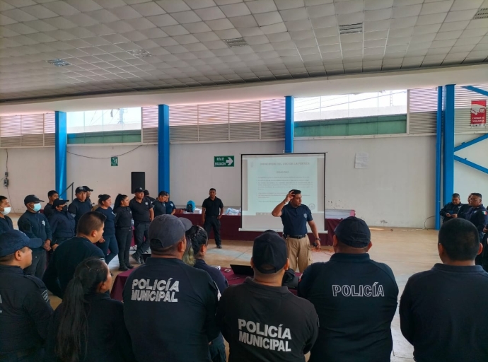 Capacitan a policias de la región con sede en Atlixco 