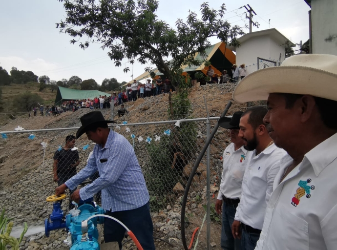 Agua potable limpia ahora es una realidad en Ixhuatepec 