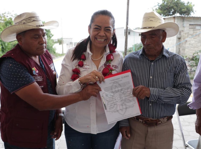 Ariadna Ayala continúa inaugurando obras en Atlixco