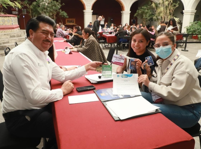 En “Jornada Ciudadana”, gobierno de Puebla reitera compromiso con talentos juveniles académicos