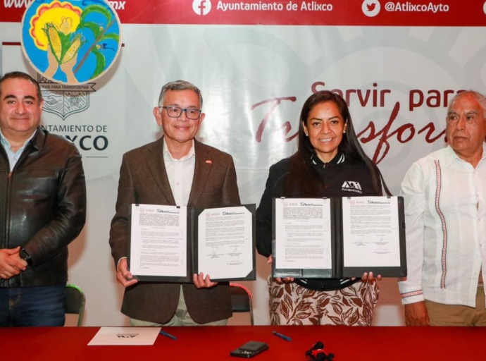 Ariadna Ayala firma convenio con la Universidad Autónoma Metropolitana en beneficio de las y los atlixquenses