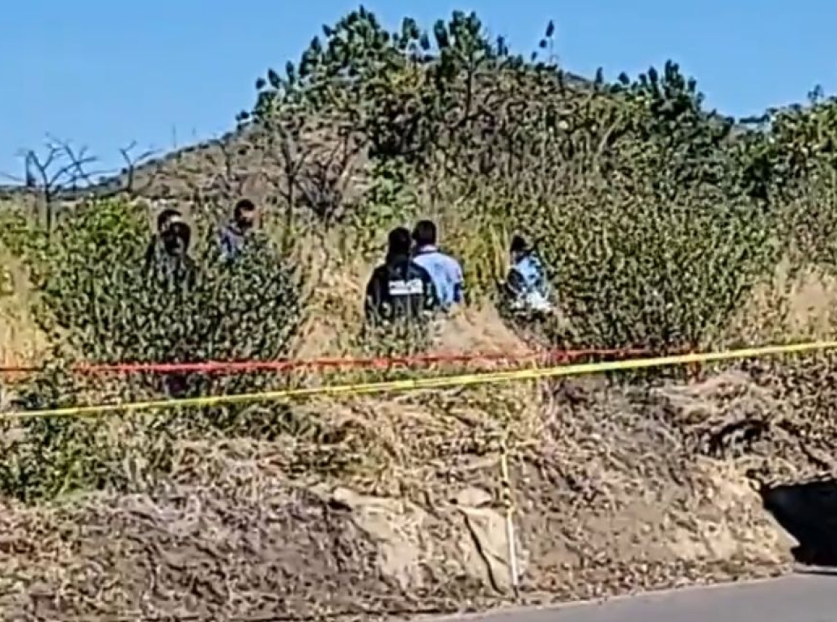 Abandonan cuerpo sin vida en paraje de San Martín Tlamapa