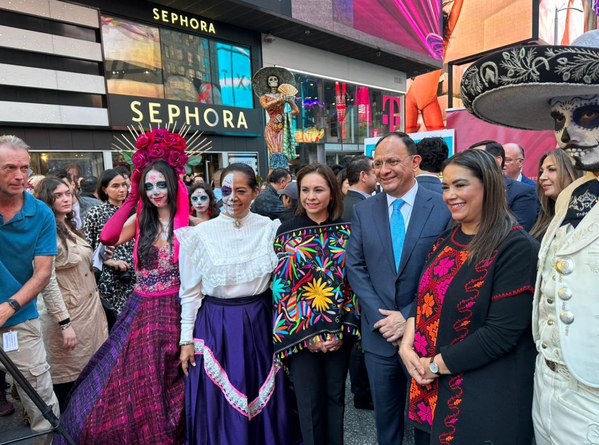 “Puebla está hoy en el corazón de NY con catrinas de Día de Muertos": Gaby Bonilla