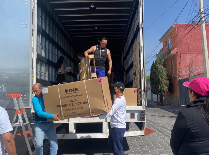  Preparativos electorales en Atlixco, reciben material no custodiado 