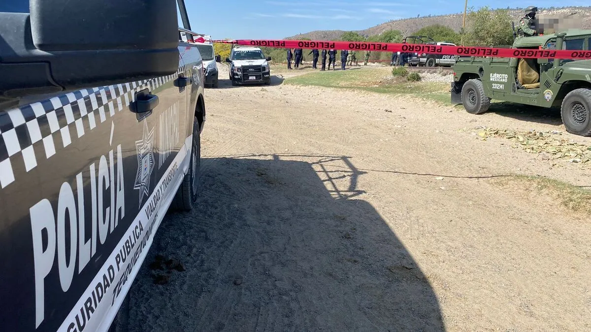 Hallan cuerpo embolsado de una mujer en los límites de Puebla y Tlaxcala 