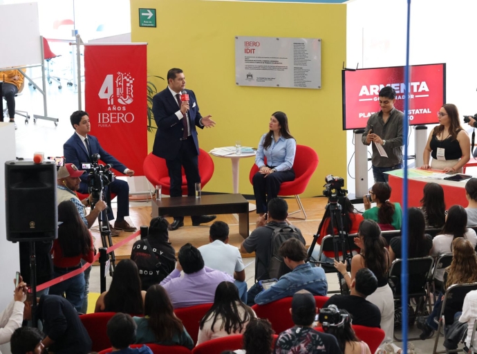 "Vamos por revertir la concesión del agua en Puebla": Armenta