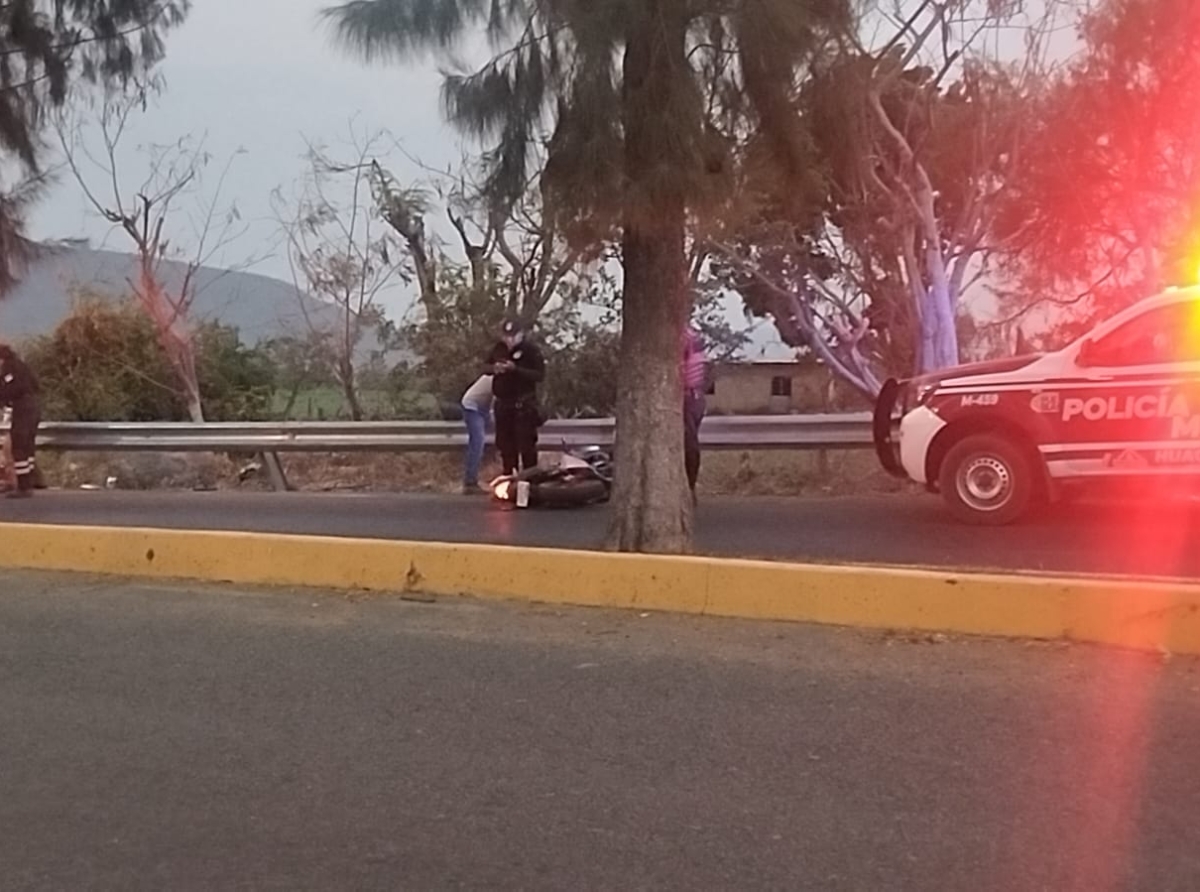Accidente de Motocicleta en Huaquechula: Dos Jóvenes Heridos