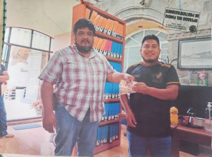 Entrega de apoyo a familias y fiestas patronales ha sido constante en Tochimilco 