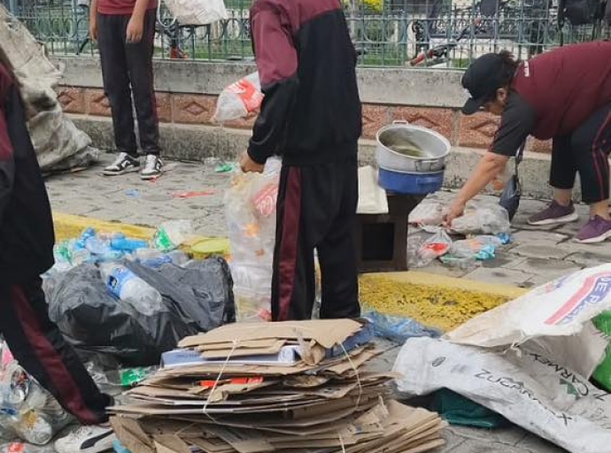 Escuela telesecundaria Raúl Isidro Burgos, busca fomentar la cultura del reciclaje a través de un proyecto comunitario