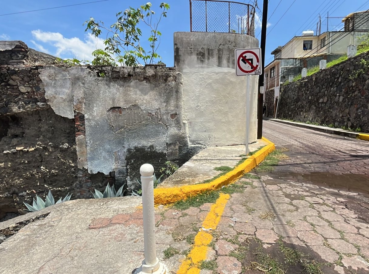 Medidas de vialidad para prevenir accidentes en calle La Soledad por indicación errónea de GPS