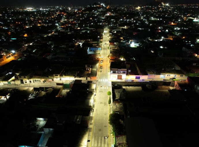 “Calles más iluminadas para brindar caminos más seguro”: Ariadna Ayala