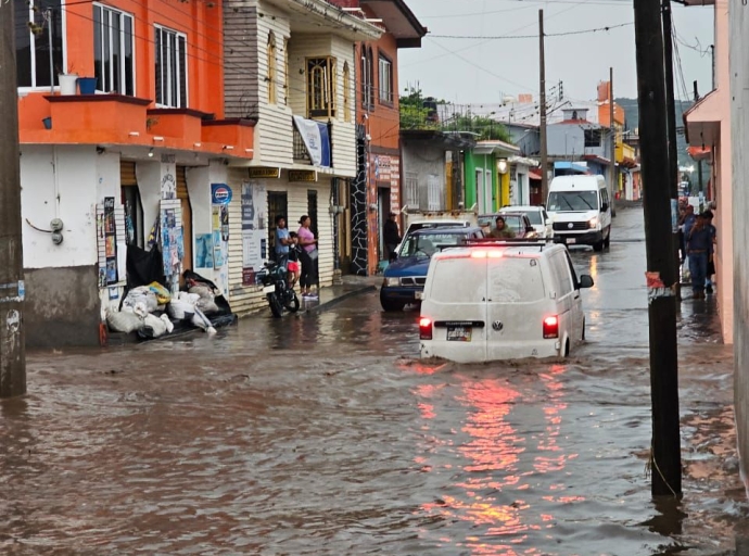 Reportan daños a viviendas tras las lluvias en Tlapanalá