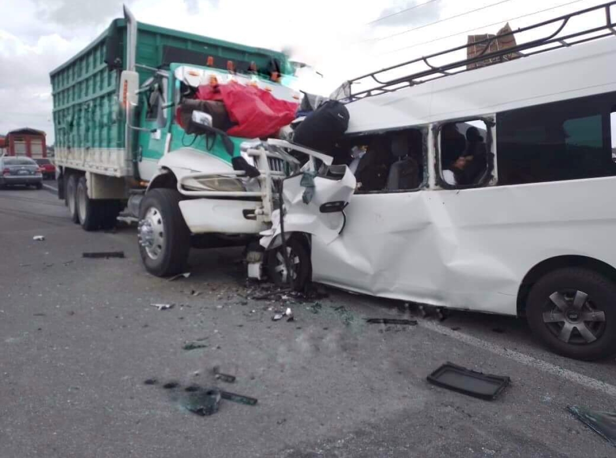 Trágico accidente en la carrera Atexcac - Guadalupe Victoria deja nueve muertos y seis heridos