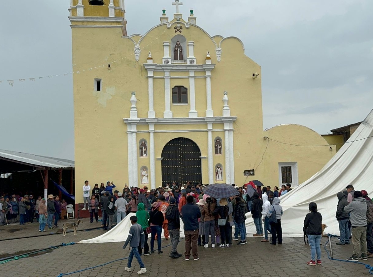 Conflictos en la iglesia de San Pedro Benito Juárez provocan enfrentamientos 