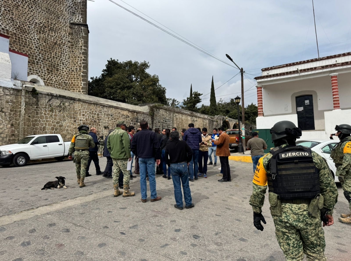 Inspeccionan rutas de evacuación en Tochimilco ante actividad del Popocatépetl