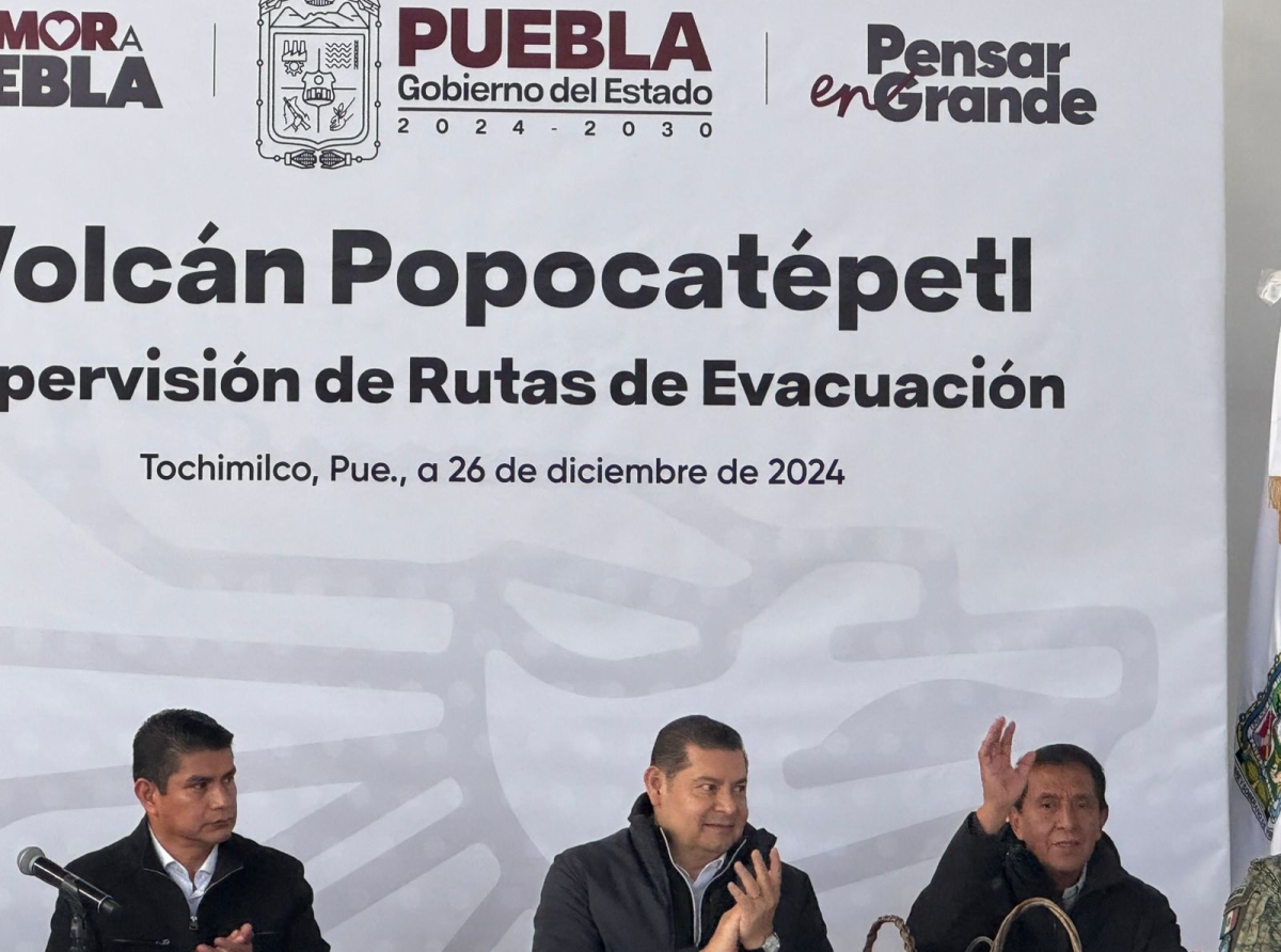 El gobernador del estado realiza supervisión de las Rutas de Evacuación del Volcán Popocatépetl