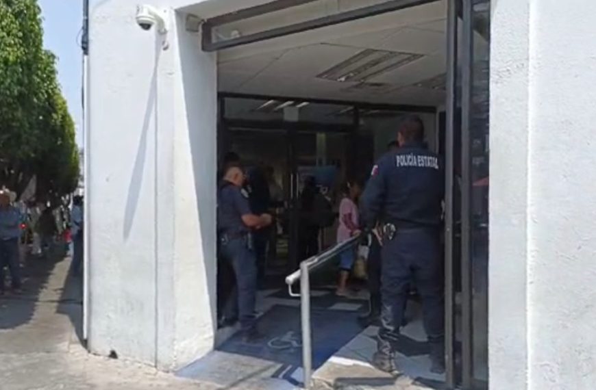 Se roban 200 mil en asalto en City Banamex de Izúcar