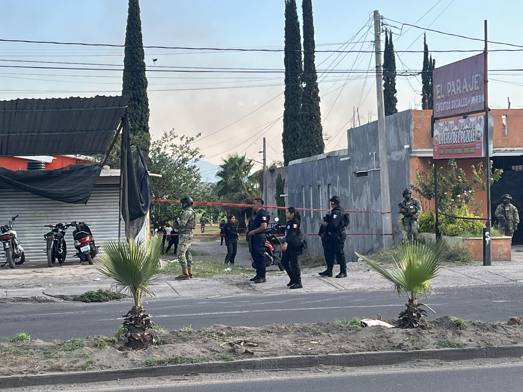 Ejecutan a balazos a un hombre en campo deportivo de Izúcar de Matamoros