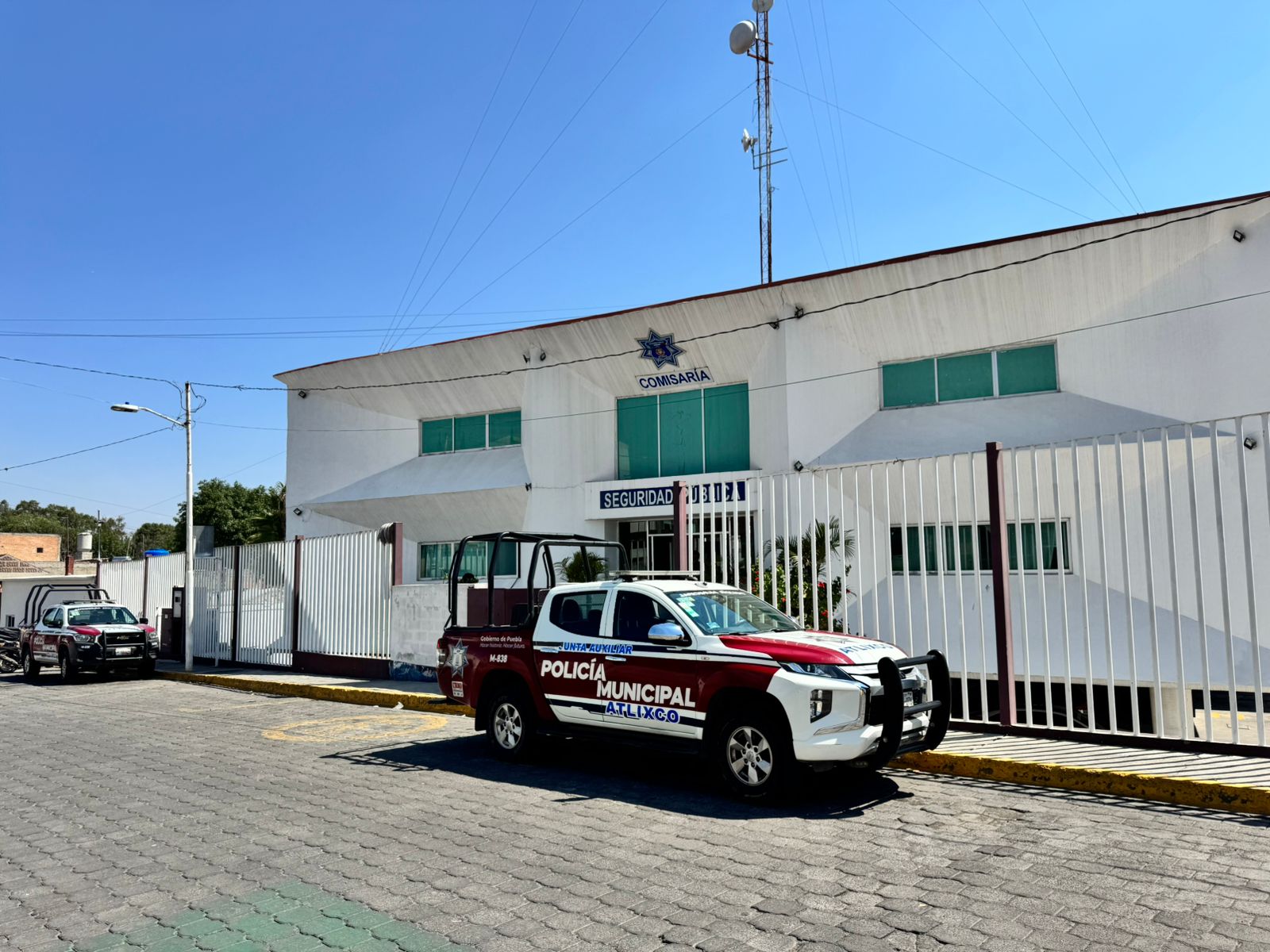 Policía municipal detiene a presunto asaltante de joyería en Atlixco