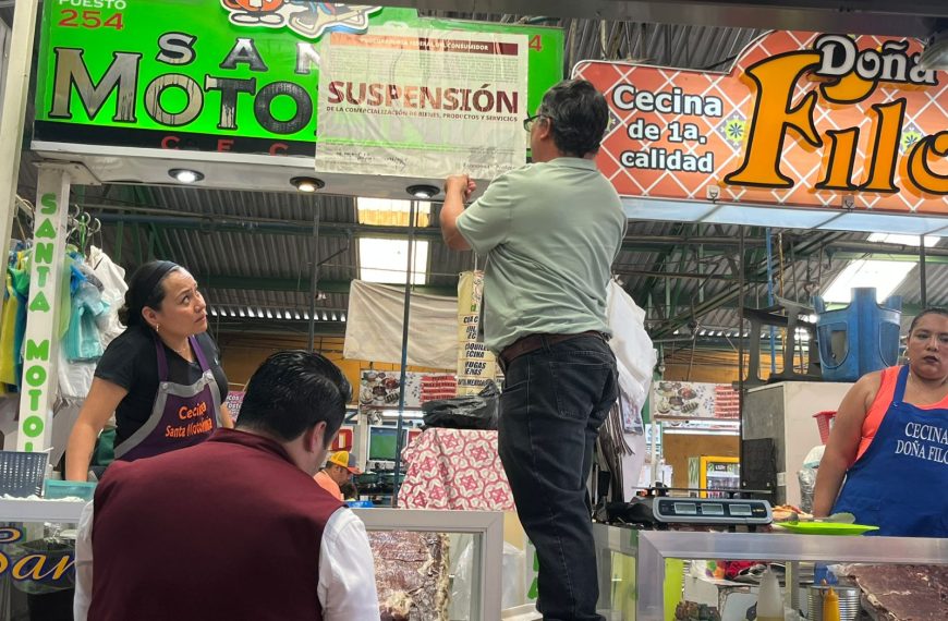 Profeco inspecciona y clausura puestos de Cecina en Atlixco