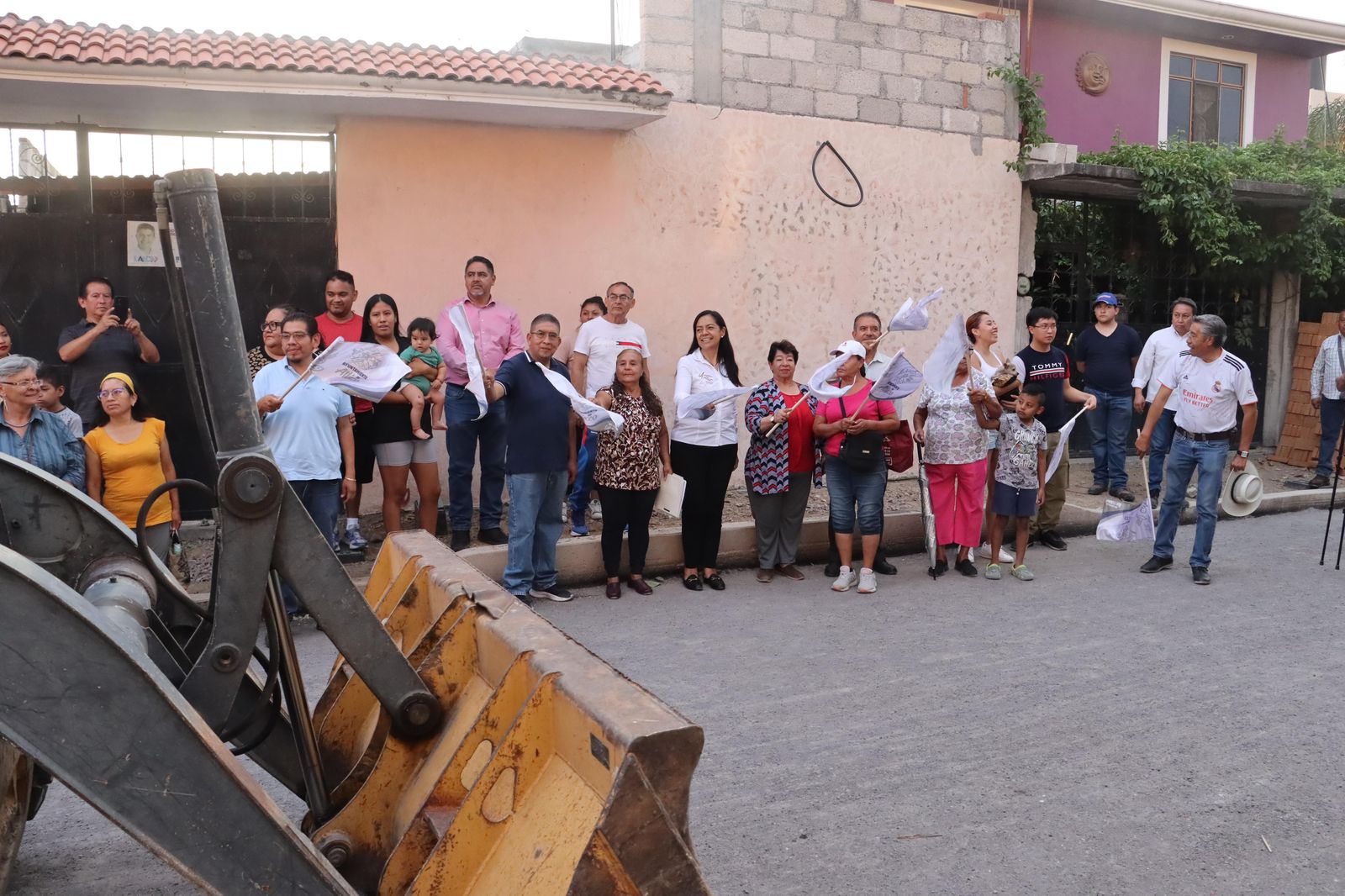 Ariadna Ayala continúa con más obras con sentido social